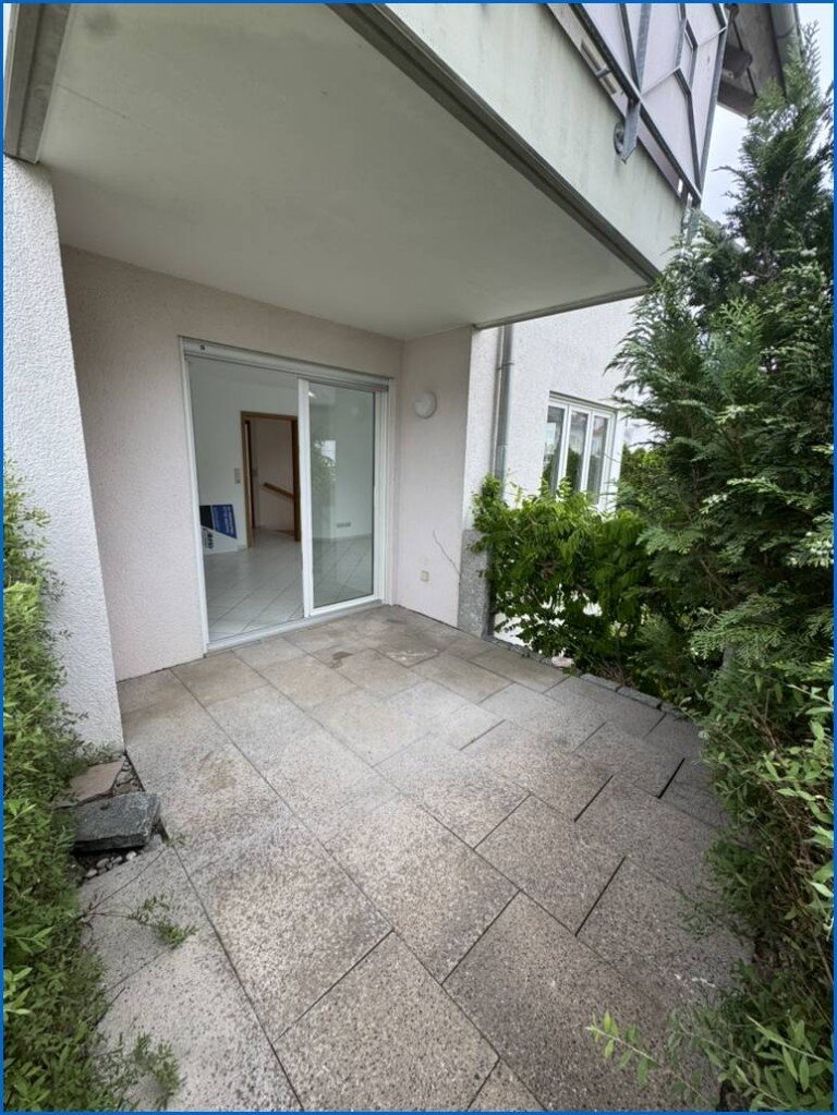 Terrasse EG Radolfzell am Bodensee / B�hringen Maisonettewohnung Bezugsfreie frisch Renovierte 2,5 Zi-Maisonettewohnung in B�hringen, mit Terrasse & Au�enstellplatz