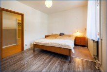 Schlafzimmer EG Bezugsfreies Zweifamilienhaus - Gestaltungsfreiraum in begehrter Lage von Singen am Hohentwiel