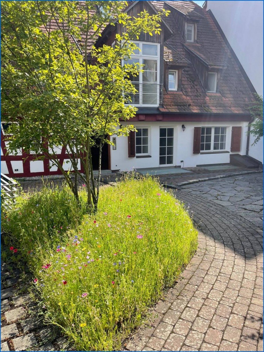 Ansicht Wohnung mit Terrasse Mehrfamilienhaus �berlingen