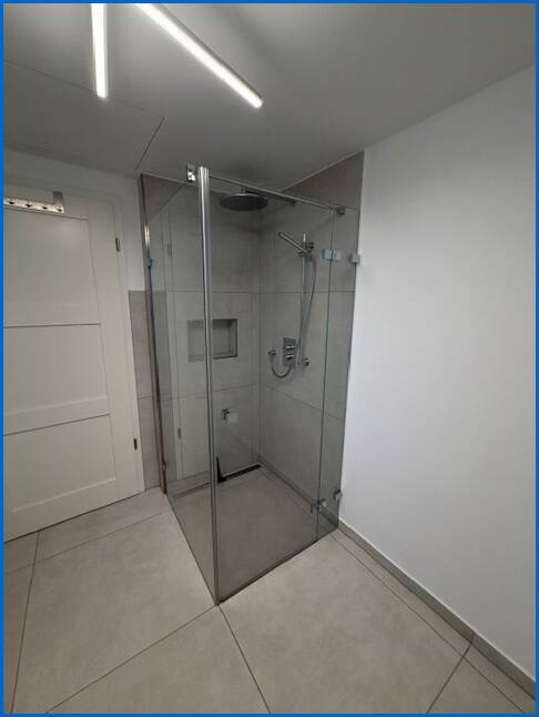 Dusche Etagenwohnung Bodman-Ludwigshafen / Bodman