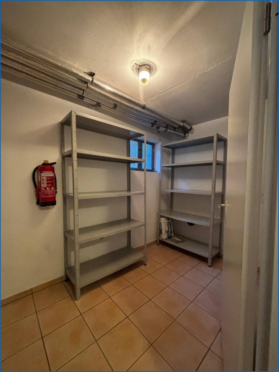 Kleiner Kellerraum Einfamilienhaus Eigeltingen