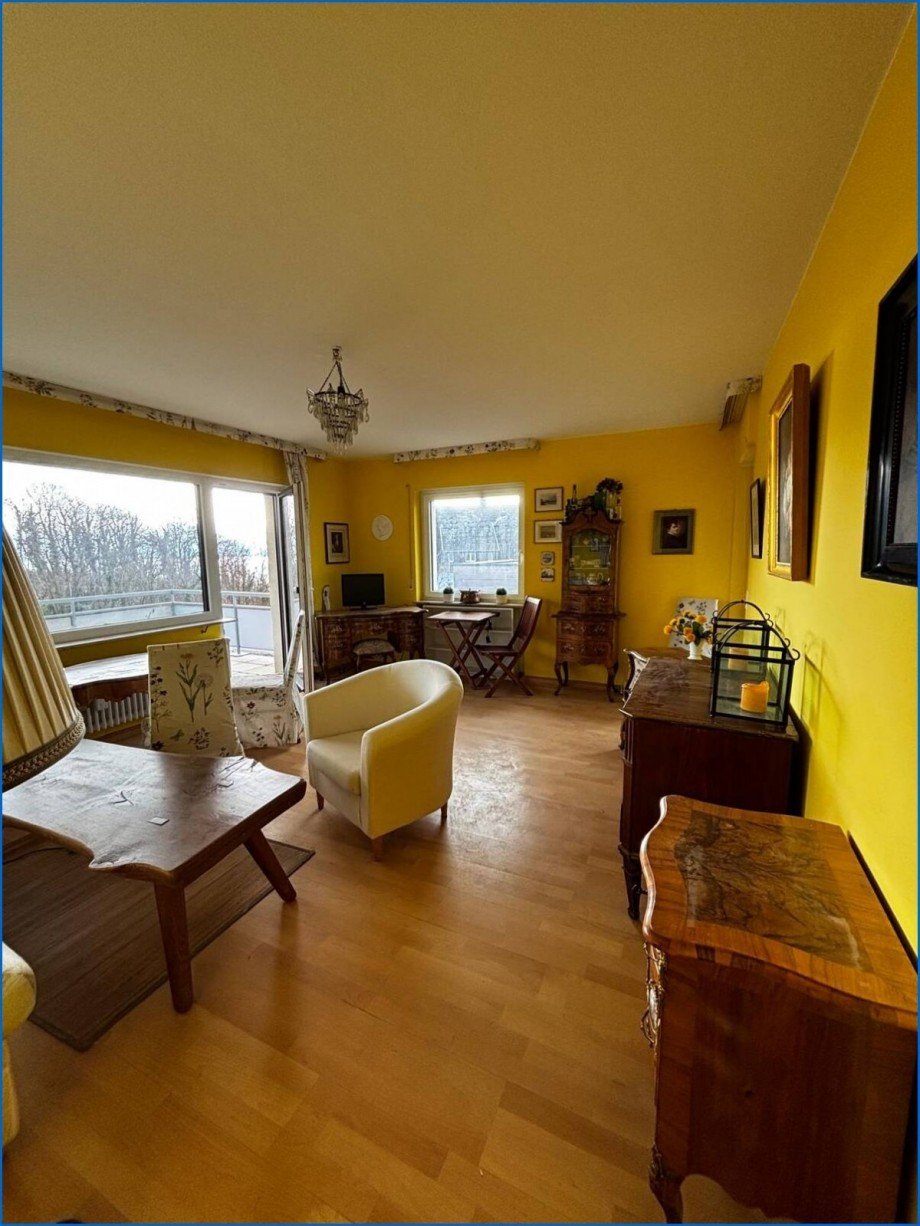 Blick ins Wohnzimmer Erdgeschosswohnung Meersburg