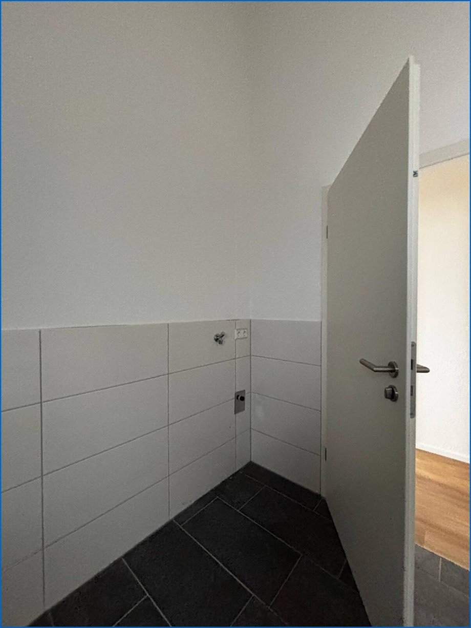 Badezimmer - Waschmaschinenanschlu� Zweifamilienhaus M�hlhausen-Ehingen / Ehingen