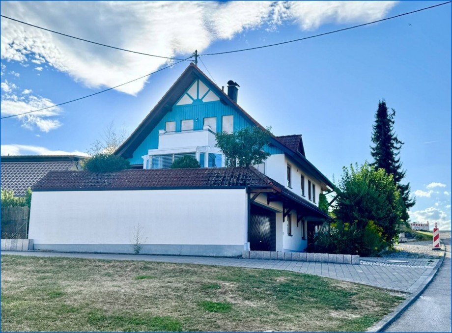 S�d/Ost-Ansicht Zweifamilienhaus Pfullendorf / Aach-Linz