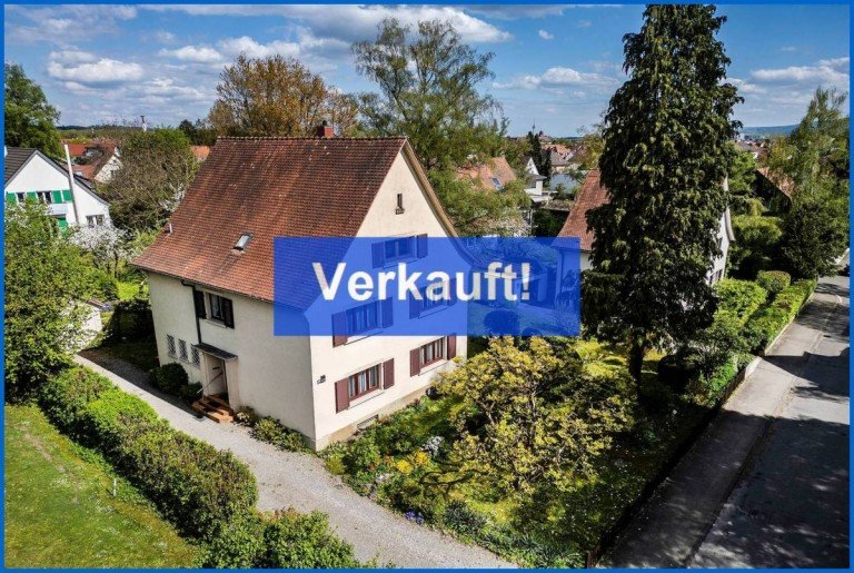 Ansicht Singen am Hohentwiel Einfamilienhaus Singen-Nord, villenartiges Anwesen mit gro�em, idyllischen Grundst�ck in bester Lage!