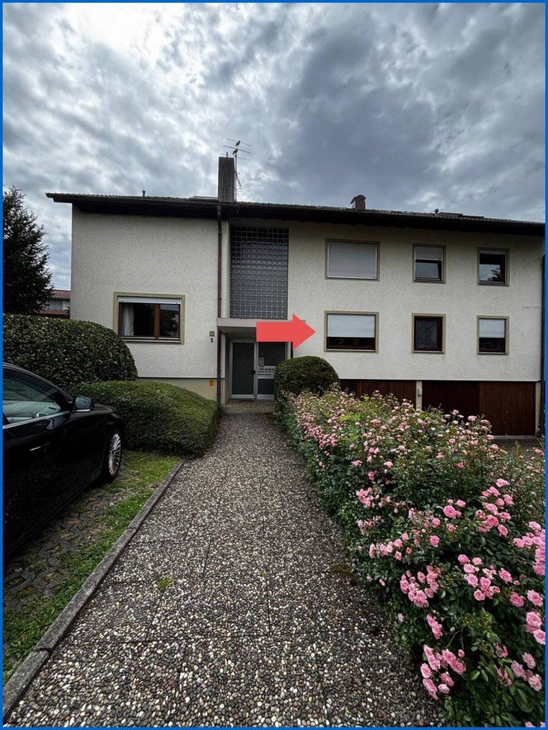 Hauszugang Bodman-Ludwigshafen Erdgeschosswohnung Gepflegte 3-Zimmer-Wohnung, Hochparterre einer kleinen Wohnanlage - seenah - frei.