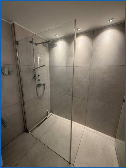 Dusche Etagenwohnung Bodman-Ludwigshafen / Bodman
