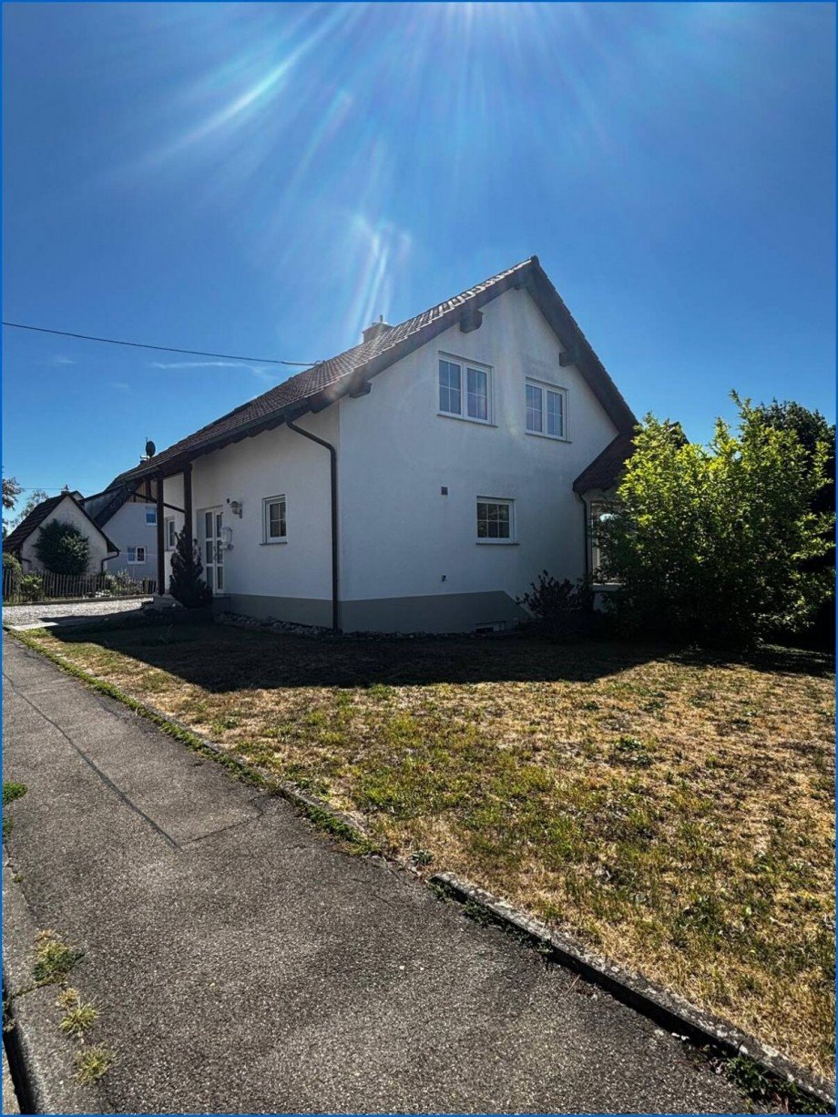 Haus von Gartenseite aus Einfamilienhaus Eigeltingen