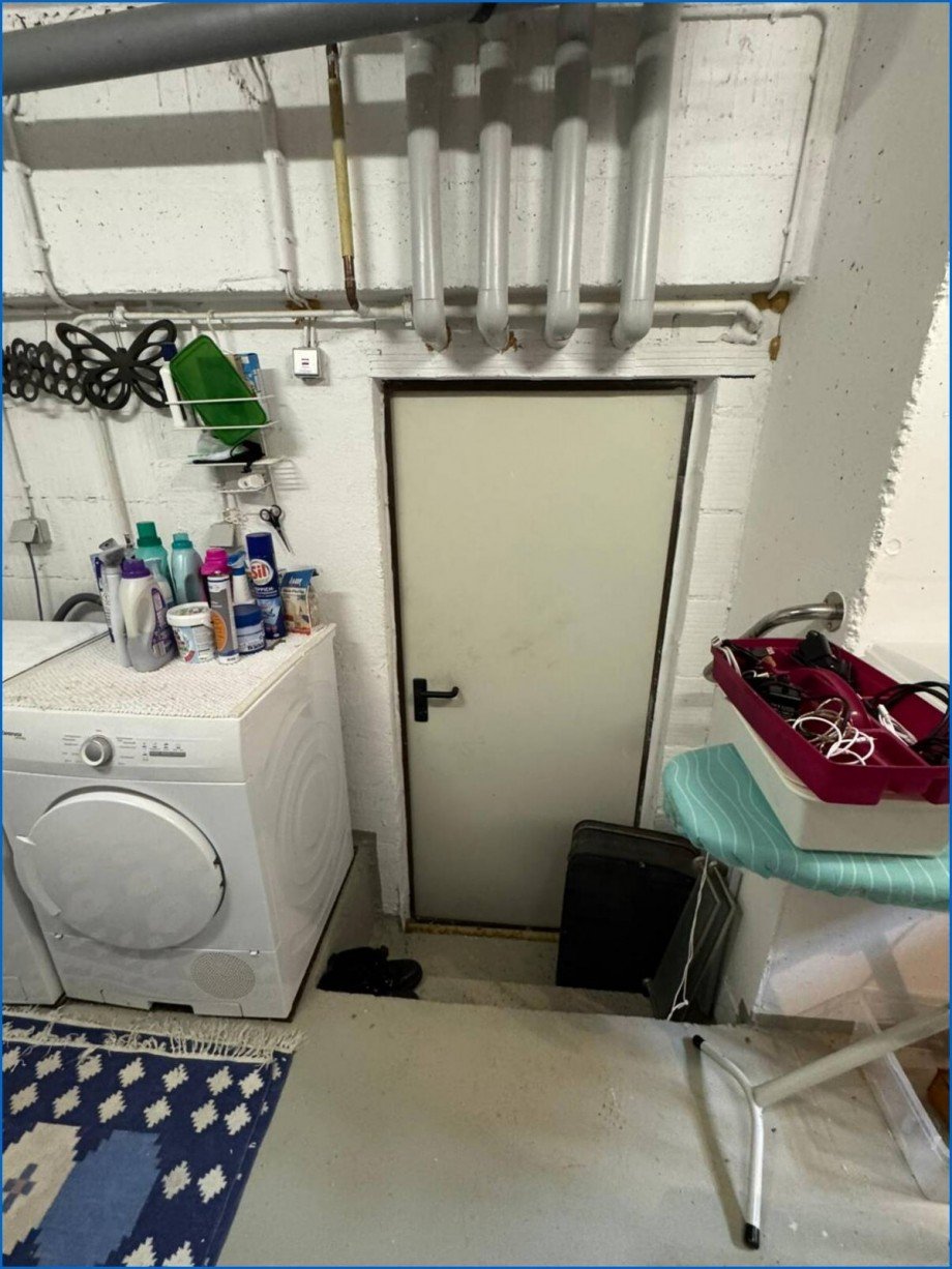 Eingang zum Heizungsraum Einfamilienhaus M�hlingen / Zoznegg