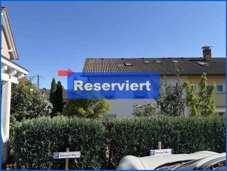 Hausansicht Gaienhofen / Hemmenhofen Etagenwohnung Charmante 3-Zimmer Dachgeschosswohnung mit Potenzial in sch�ner Lage auf der H�ri - sofort frei!