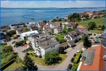 Hausansicht in der Oberstadt mit toller Seesicht Exklusive 3-Zimmer-Wohnung mit Seesicht und Garage, Haus top saniert - frei!