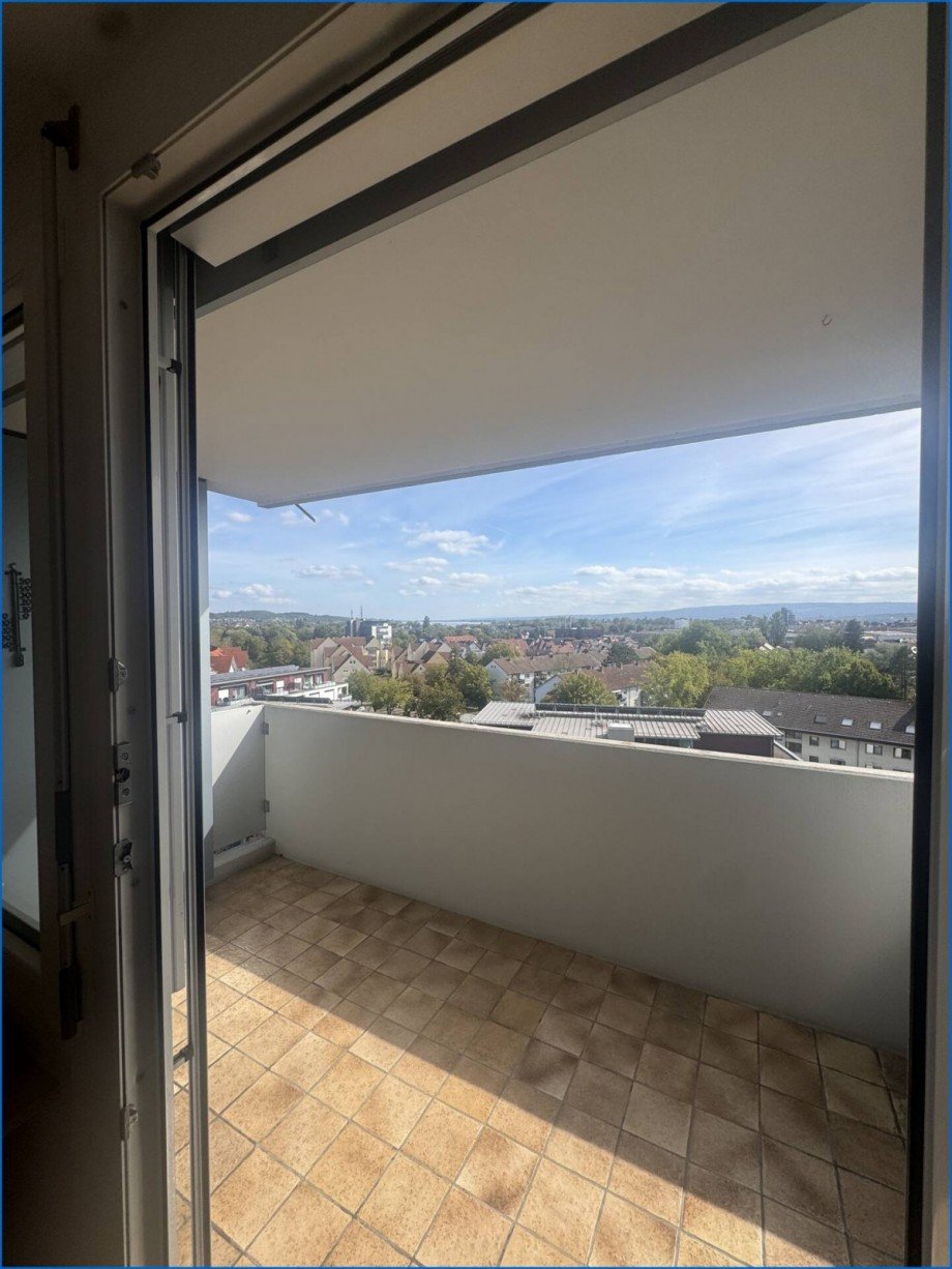 Balkon Zugang Wohnzimmer Etagenwohnung Radolfzell am Bodensee