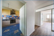 K�che/Flur Attraktive, sch�ne 4 Zimmer Wohnung mit Balkon im 1.OG in Radolfzell - bezugsfrei, KFW 55!