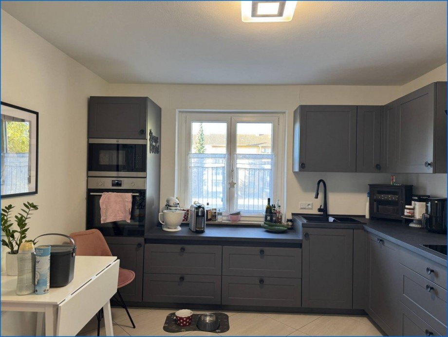 neue EBK Etagenwohnung Singen