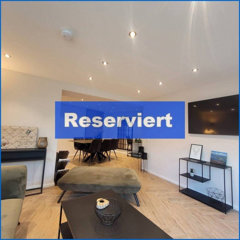 Wohnzimmer Radolfzell am Bodensee / B�hringen Souterrainwohnung FEWO-Zulassung: Gro�z�gige 3,5 Zimmer EG-Wohnung m. Terrasse und Stellplatz-sehr hohe Rendite!