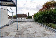 Terrasse �ber der Garage Sehr sch�nes, gro�z�giges Einfamilienhaus in Top-Wohnlage in Stockach - Nellenburg frei nach Abspr.