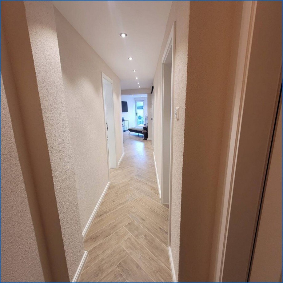 Flur Souterrainwohnung Radolfzell am Bodensee / B�hringen