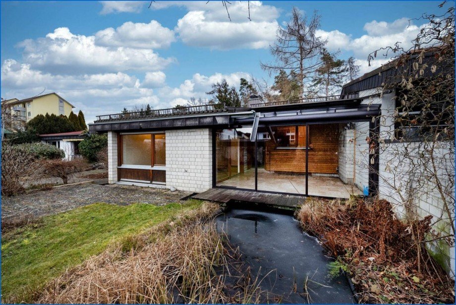 Teich Einfamilienhaus Singen am Hohentwiel