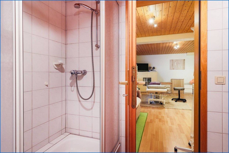 Bad UG Einfamilienhaus Radolfzell am Bodensee / B�hringen