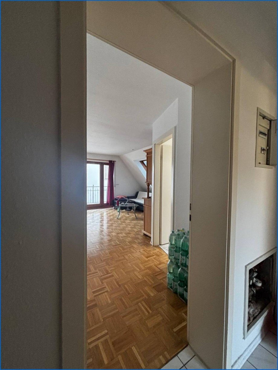 Blick ins Wohnzimmer Dachgeschosswohnung Meersburg