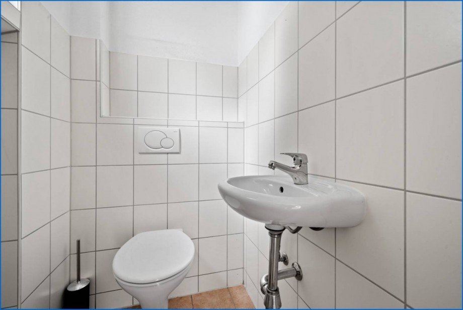 WC Keller/ Praxis Zweifamilienhaus Konstanz / F�rstenberg