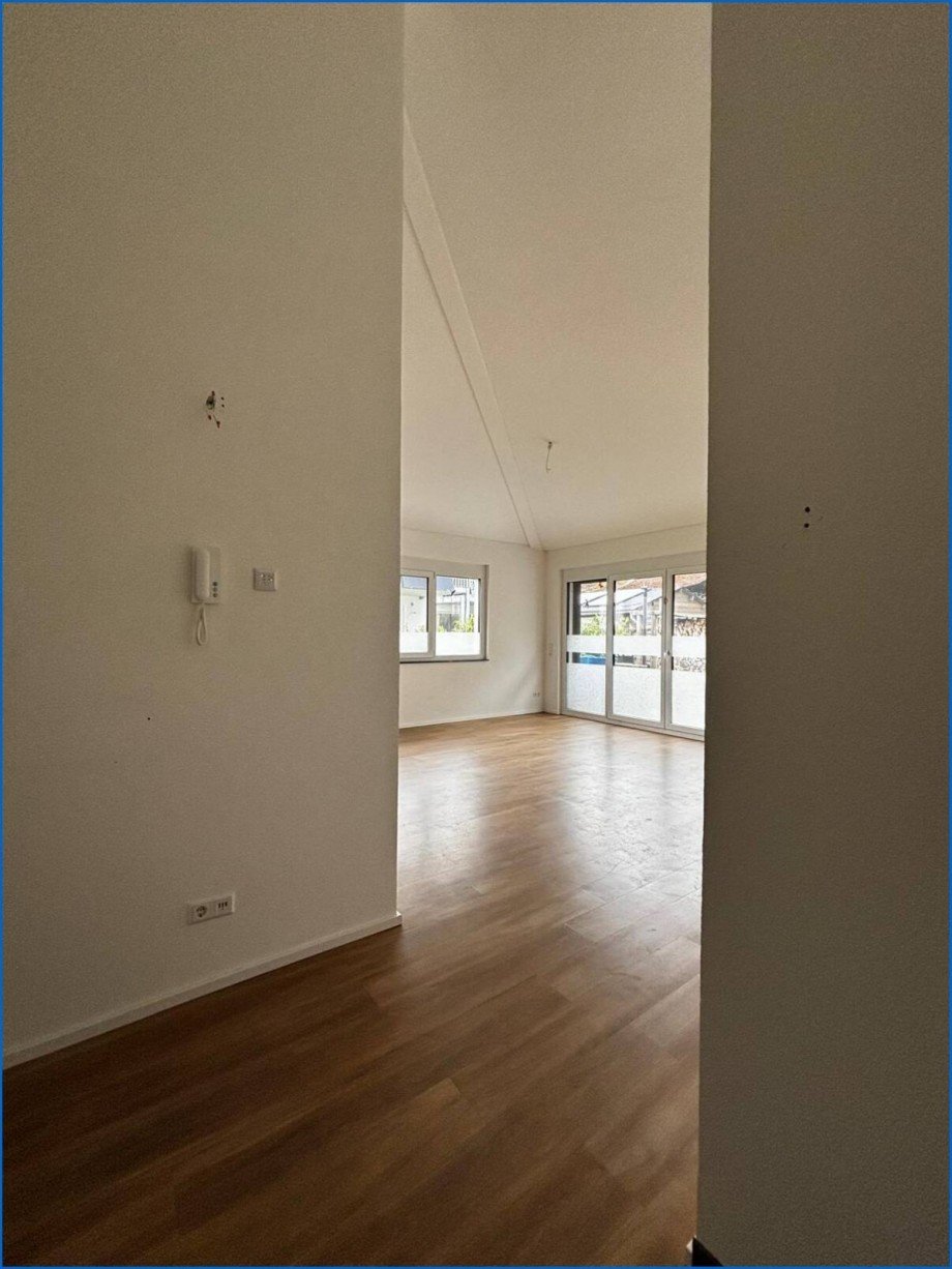 Blick ins E�zimmer Zweifamilienhaus M�hlhausen-Ehingen / Ehingen
