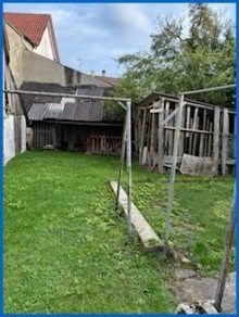 Garten linke Seite Schn�ppchen  /Preisanpassung -  Sanierungsbed�rftiges   1-Familienhaus in Rohrdorf - Gelegenheit
