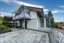 Blick von Terrasse auf Haus Sehr sch�nes, gro�z�giges Einfamilienhaus in Top-Wohnlage in Stockach - Nellenburg frei nach Abspr.