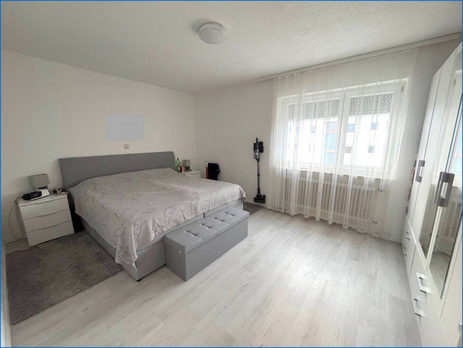 Schlafzimmer Etagenwohnung Engen