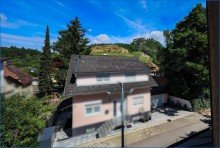 Blick aus dem Schlafzimmer 2 Bezugsfreies Zweifamilienhaus - Gestaltungsfreiraum in begehrter Lage von Singen am Hohentwiel