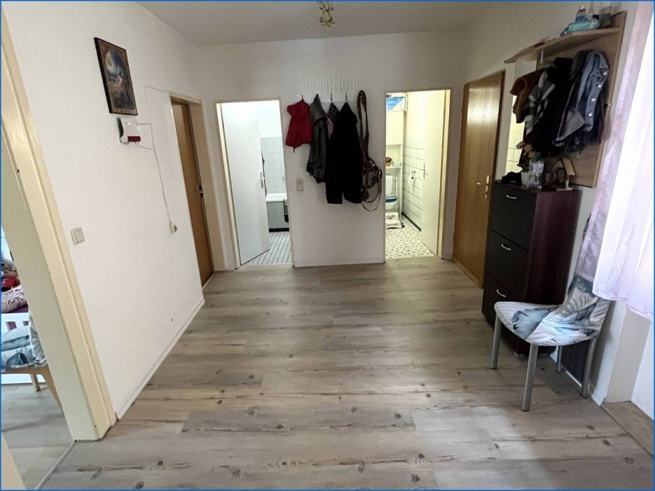 1. OG links Diele Mehrfamilienhaus Tengen / Watterdingen