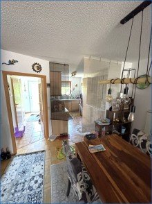 Essen Blick zu K�che RZ-B�hringen: noch Vermietetes Reihenmittelhaus m. Carport, in ruhiger u. kinderfreundlicher Lage!