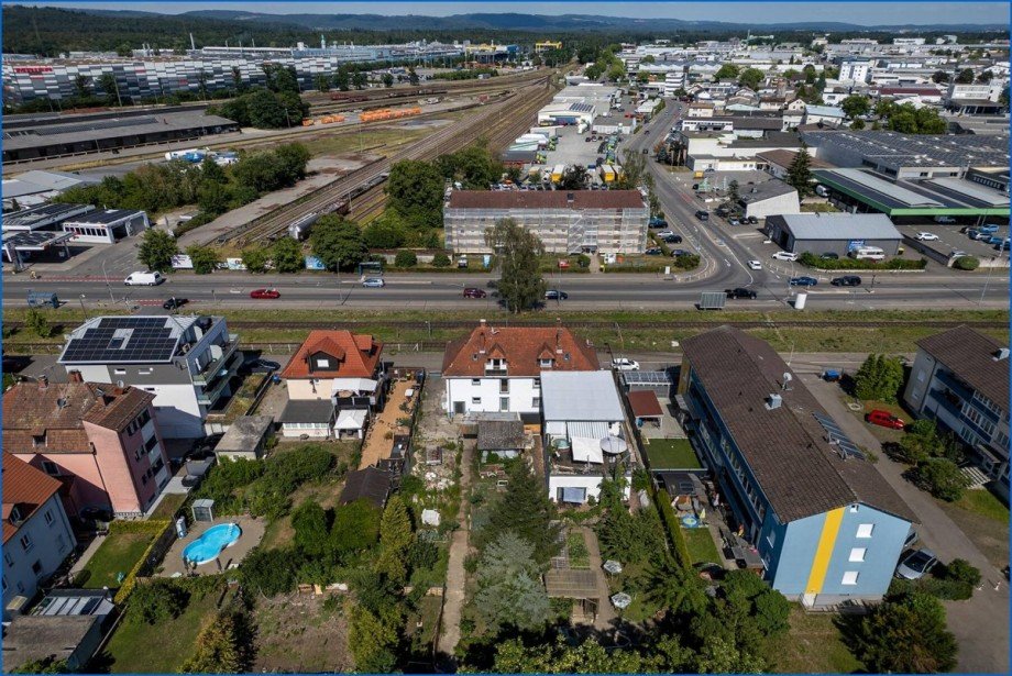 Luftbild 2 Mehrfamilienhaus Singen am Hohentwiel