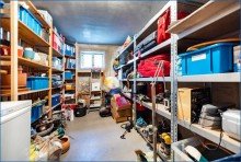Keller Attraktive 4,5 Zi. DG-Maisonette-Wohnung, mit 2 x TG/Platz u. gro�em Balkon, in Top-Zustand!