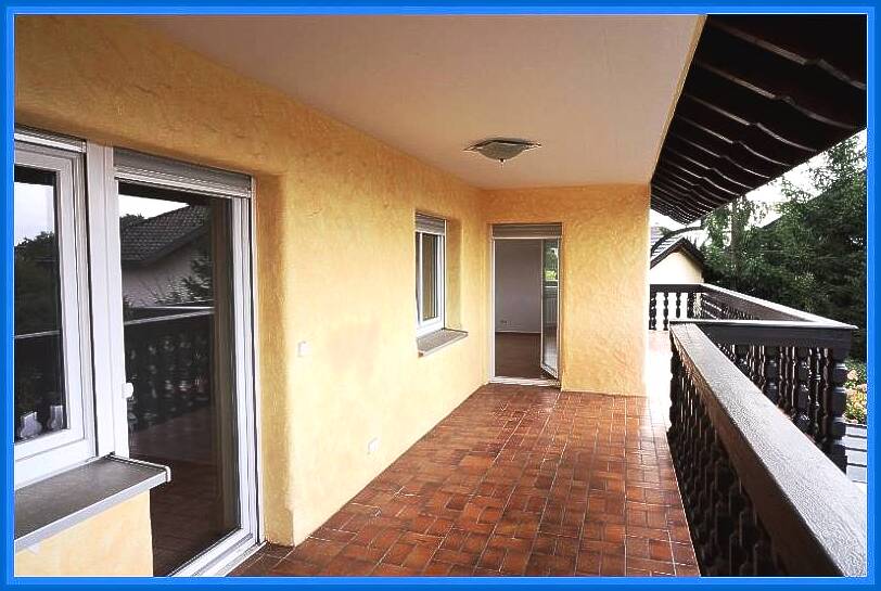 gro�er und sonniger Balkon Erdgeschosswohnung Stockach