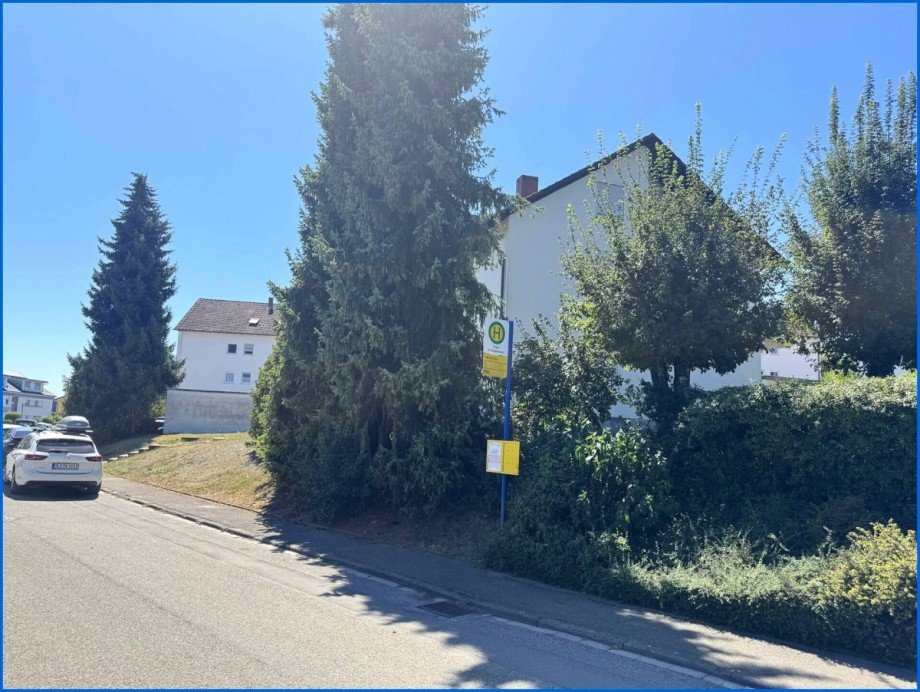 Bushaltestelle Etagenwohnung Engen