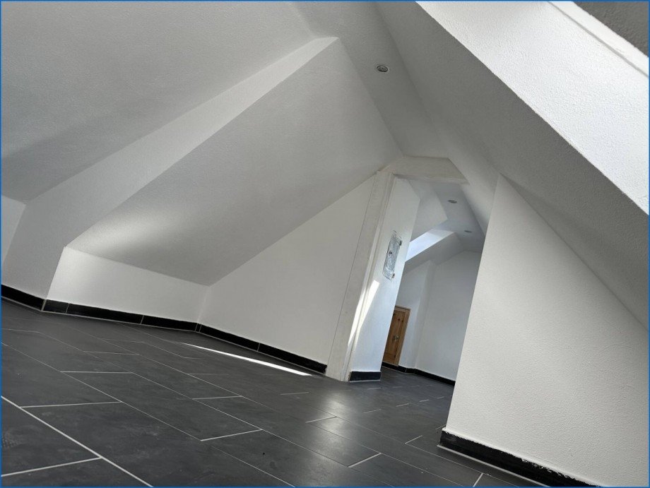 Dachgescho� Etagenwohnung M�hlingen / Zoznegg
