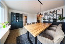 Essen Nenzingen: Gro�z.u. attrakt. Einfamilienhaus m. gro�em Grundst�ck (1480 qm), inkl. Baugrundst�ck!
