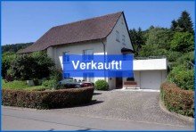 S�dseite Attraktives Familienhaus mit gro�em Grundst�ck u. Garage, in sch�ner und ruhiger Lage!
