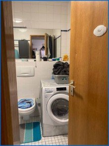Blick ins Bad mit Waschmaschine Sch�ne sanierte 2 Zimmer-Altstadtwohnung im vertr�umten Engen / Hegau in  Top Lage!