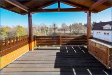 Balkonterrasse RZ-City / Mehrfamilienhaus mit 3 Wohnungen, gro�em Grundst�ck, Doppel-Garagen usw. ideale Lage!
