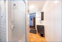 Zizz-056 Modernisierte Unternehmer-Villa mit 565 qm Wohnfl. auf 3 Wohnungen u. gro�z�g. Grundst�ck in Sto-OT!