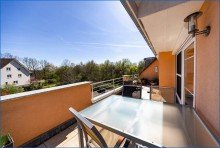 Balkon4 Attraktive 4,5 Zi. DG-Maisonette-Wohnung, mit 2 x TG/Platz u. gro�em Balkon, in Top-Zustand!