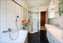 Bad Perfekt f�r Familien, Winkel-Bungalow in sch�ner ruhiger Lage von KN-F�rstenberg mit Garage.