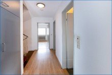 Flur Hilzingen-Familienfreundliche, gro�z�gige DHH mit Garage, in ruhiger Lage; BEZUGSFREI !