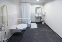 EG_Behinderten WC und Dusche B�ro - Praxis - Workspace - Schulung - Produktion - Lager    / 
    EG und 1. OG