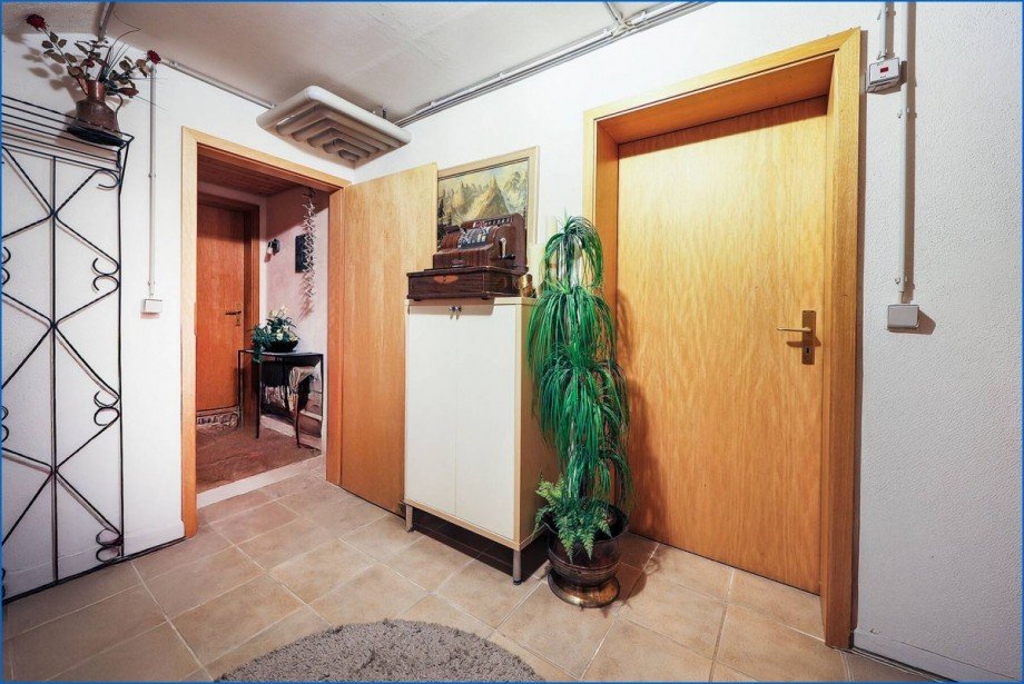 Flur UG Einfamilienhaus Radolfzell am Bodensee / B�hringen