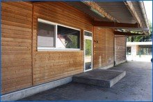 Zugang T�re Bezugsfrei! Halle / Lagerhalle in Radolfzell mit 280 qm Fl�che.