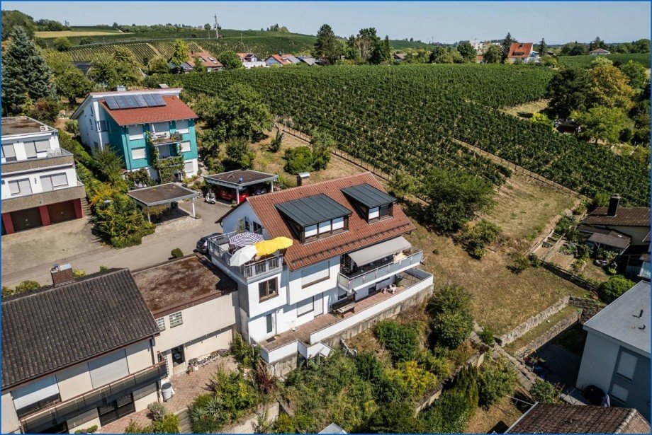 Ans 8 Zweifamilienhaus Meersburg