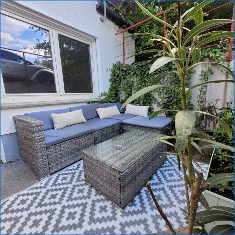 Terasse Radolfzell am Bodensee / B�hringen Souterrainwohnung FEWO-Zulassung: Gro�z�gige 3,5 Zimmer EG-Wohnung mit Terrasse und Stellplatz - sehr hohe Rendite!